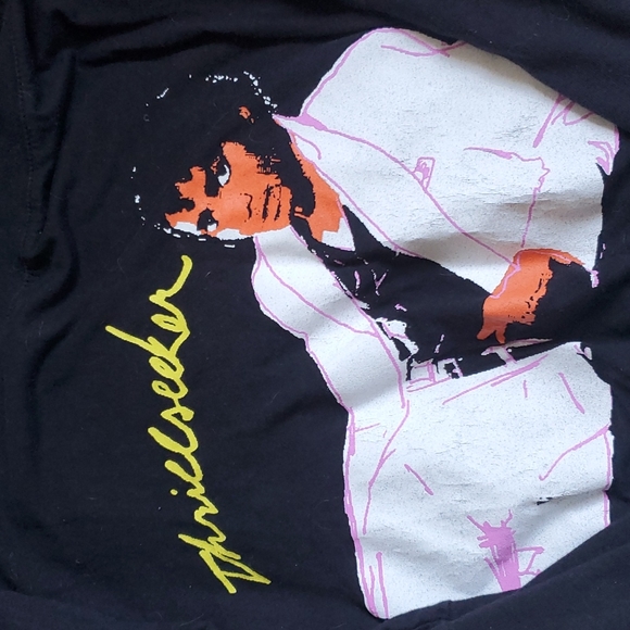 Shirt - Picture 2 of 4